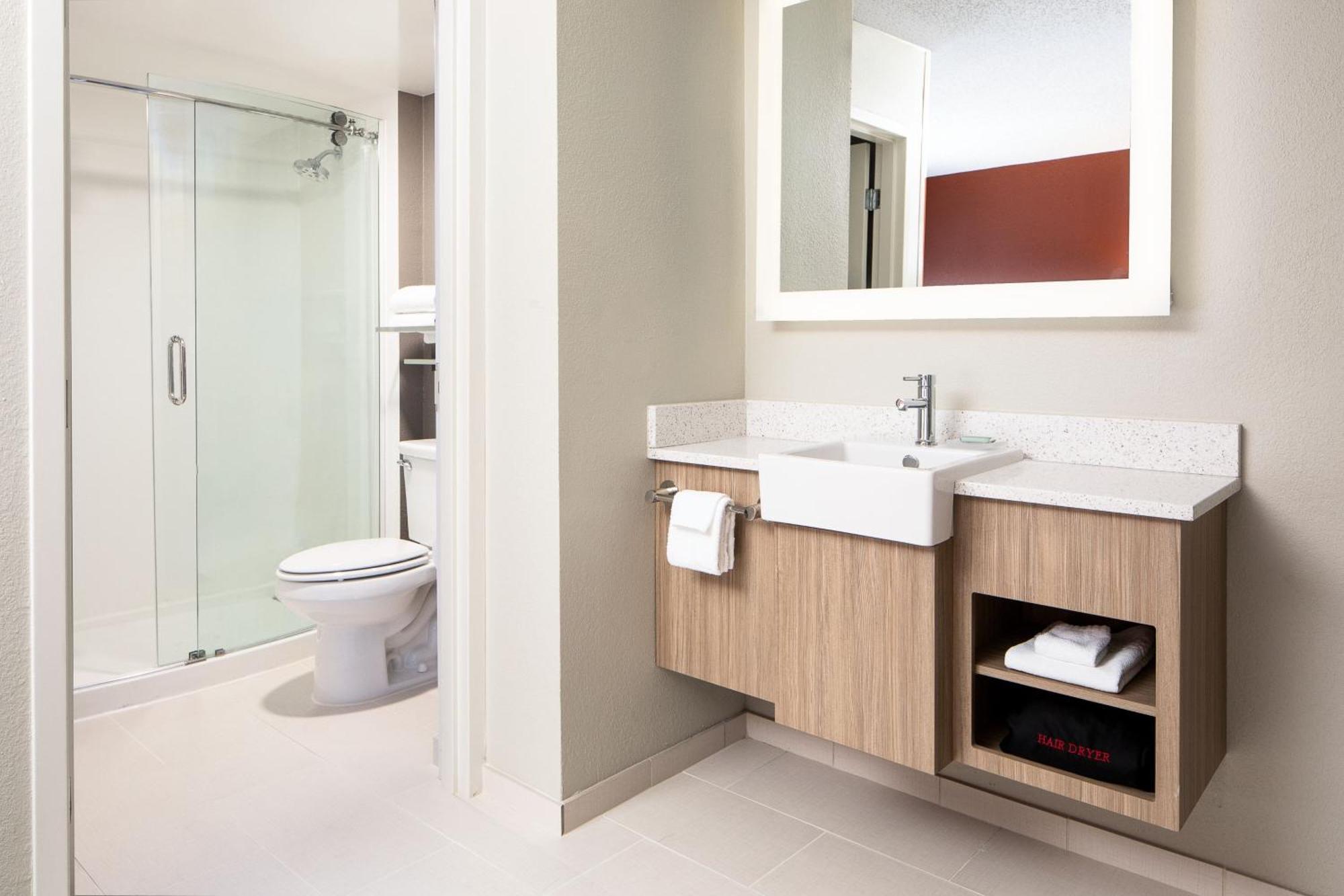 Springhill Suites By Marriott Dallas Downtown / West End Bagian luar foto
