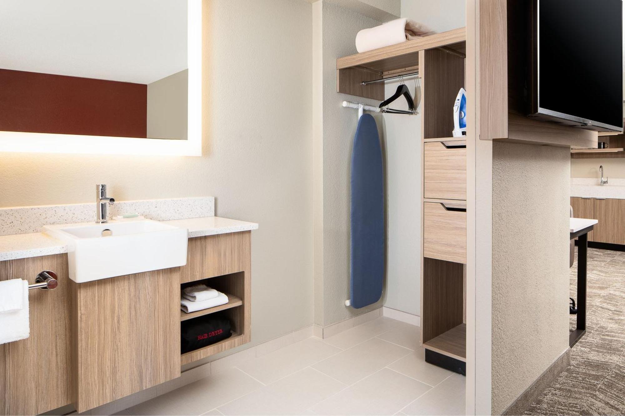Springhill Suites By Marriott Dallas Downtown / West End Bagian luar foto
