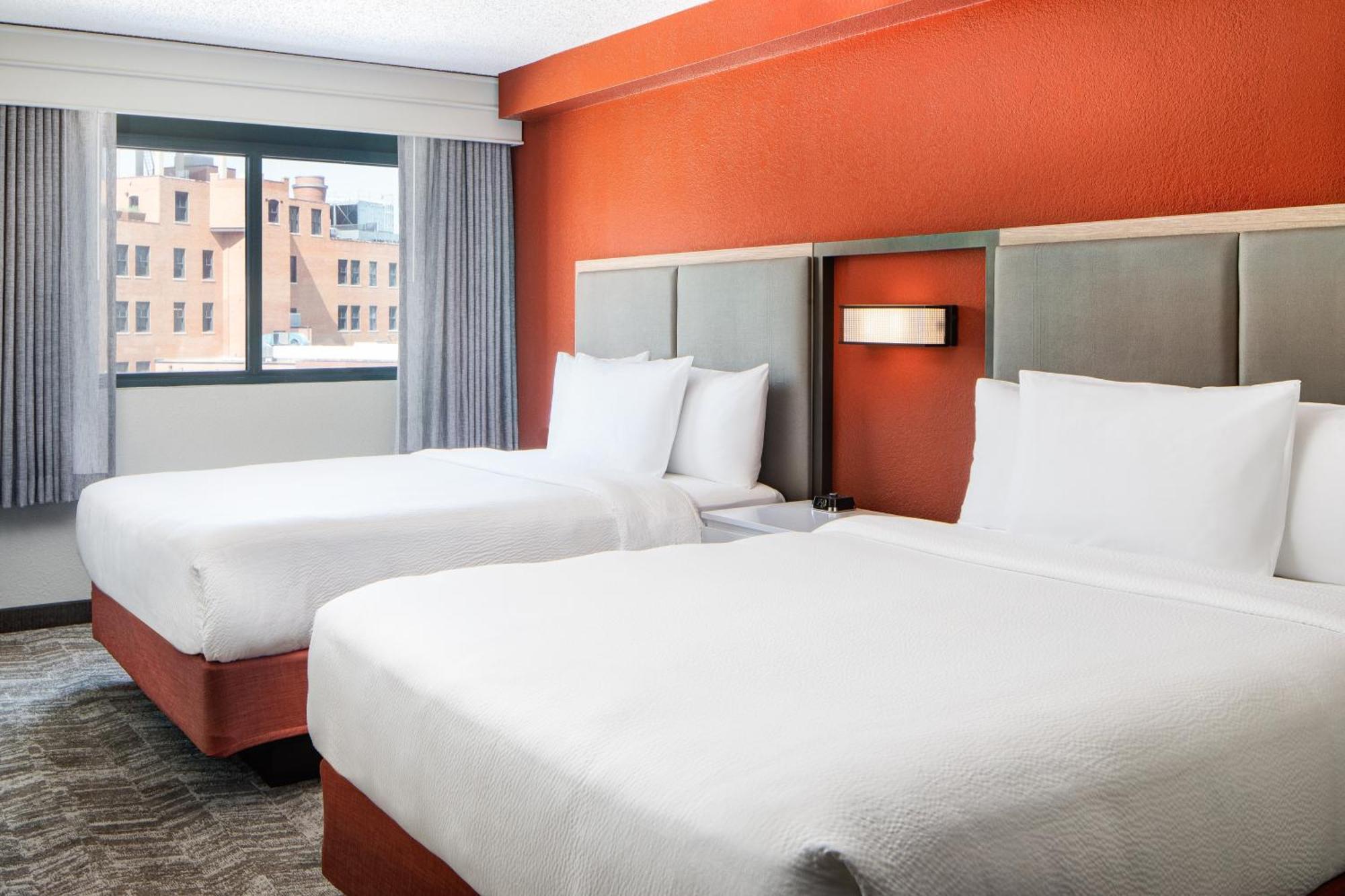 Springhill Suites By Marriott Dallas Downtown / West End Bagian luar foto