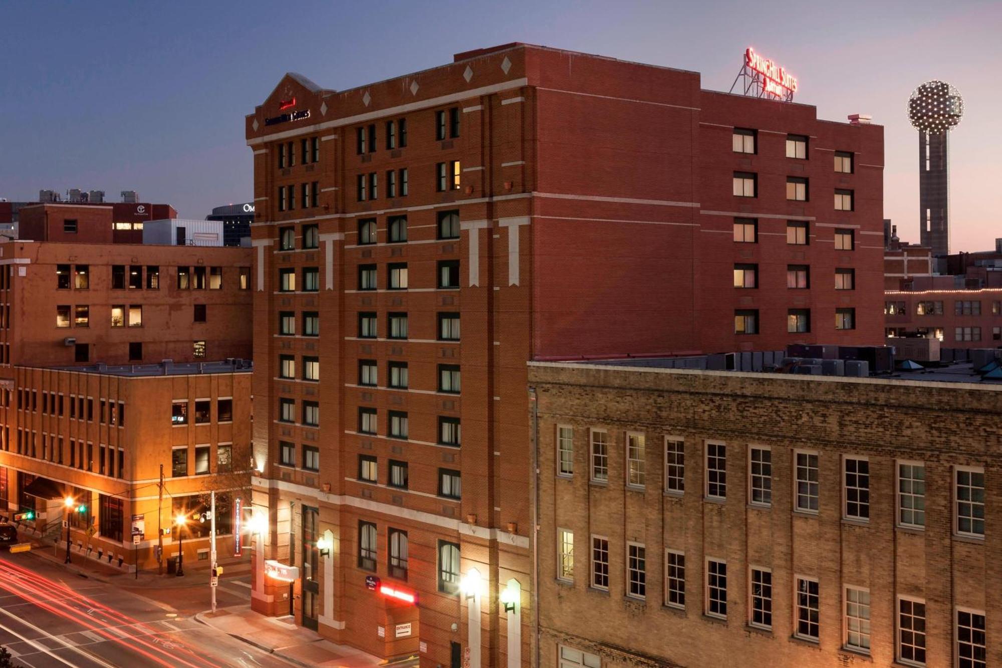 Springhill Suites By Marriott Dallas Downtown / West End Bagian luar foto