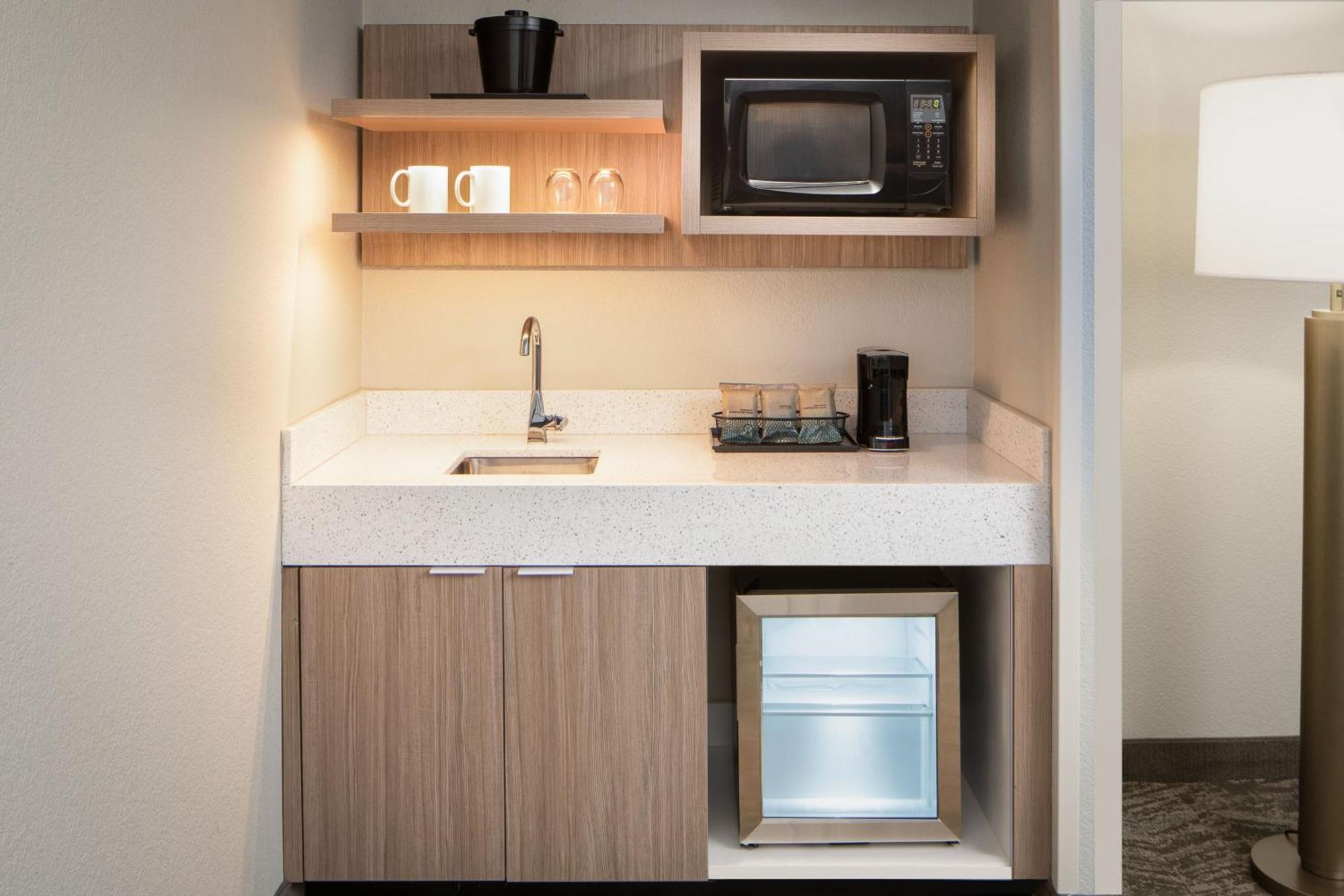 Springhill Suites By Marriott Dallas Downtown / West End Bagian luar foto